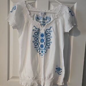 Hard Rock Cafe White Women's Embroidered Peasant Top with Blue Motifs